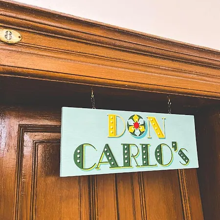 Don Carlo's Lägenhet Bari